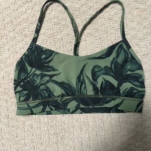 Lululemon Y sports bra only worn once